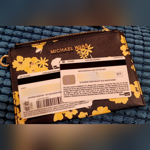 NWOT- Michael Kors Flower Wristlet Wallet - Picture 7 of 7